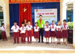 Liên đội Tiểu học Nguyễn Huệ tổ chức các hoạt động kỷ niệm 76 năm ngày thành lập Đội TNTP Hồ Chí Minh (15/5/1941-15/5/2017)