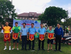 Hội LHTN thị trấn Phú Thịnh  tổ chức giải bóng đá chào mừng Ngày truyền thống Hội LHTN Việt Nam