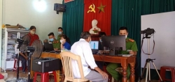 Đoàn xã Tam Lộc tham gia hỗ trợ làm căn cước công dân