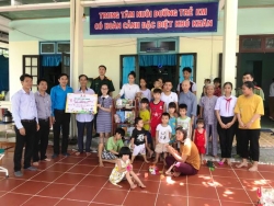 Phú Ninh: Hỗ trợ ra mắt “Tủ sách đom đóm” – dự án tham gia cuộc thi ý tưởng sáng tạo trẻ huyện Phú Ninh năm 2019.