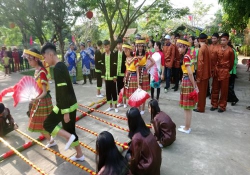 Trường THCS Chu Văn An, huyện Phú Ninh tổ chức Ngày hội Trò chơi dân gian – Đêm hội khúc ca đồng dao