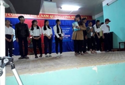 Đoàn trường THPT Trần Văn Dư tổ chức ngoại khóa Sức khỏe sinh sản vị thành niên cho các em học sinh khối 11