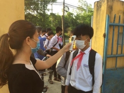 Công tác đón các em học sinh đi học trở lại tại trường THCS Nguyễn Hiền