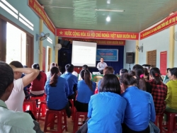 Đoàn xã Tam Lộc phối hợp tổ chức triển khai, tuyên truyền Luật Trẻ em