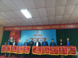 Quảng Nam nhận cờ thi đua xuất sắc trong công tác Đoàn và phong trào thanh thiếu nhi năm 2019