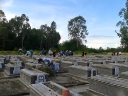 Đoàn xã Tam Phước đã tổ chức ra quân dọn vệ sinh nghĩa trang liệt sỹ xã