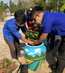 Đoàn xã Tam Lộc tổ chức ra quân chủ nhật xanh lần thứ 2 trong tháng thanh niên năm 2022 !