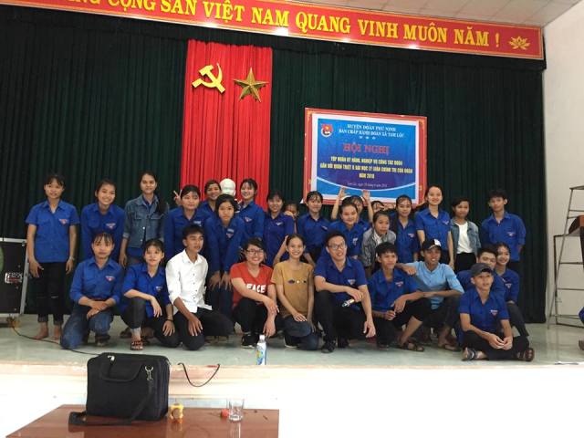 Đoàn xã Tam Lộc tổ chức tập huấn kỹ năng, nghiệp vụ công tác Đoàn – Hội gắn với quán triệt 6 bài học lý luận chính trị của Đoàn năm 2018