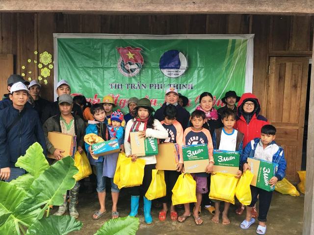 Đoàn Thanh niên, Hội LHTN VN thị trấn Phú Thịnh tổ chức Chương trình “ TÌNH NGUYỆN MÙA ĐÔNG NĂM 2019”