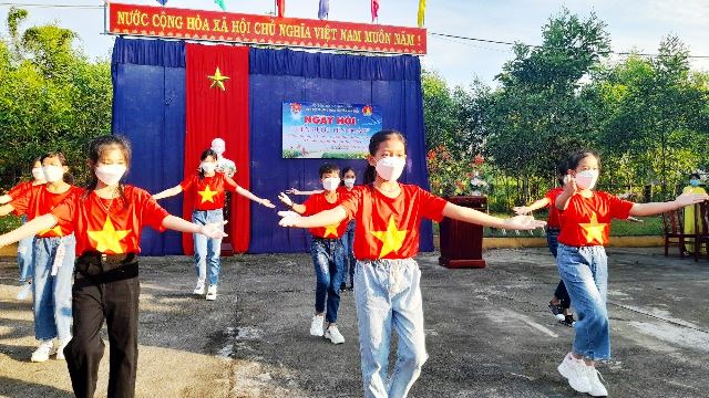 Trường THCS Nguyễn Văn Trỗi tổ chức Ngày hội Tiến bước lên Đoàn năm học 2021-2022